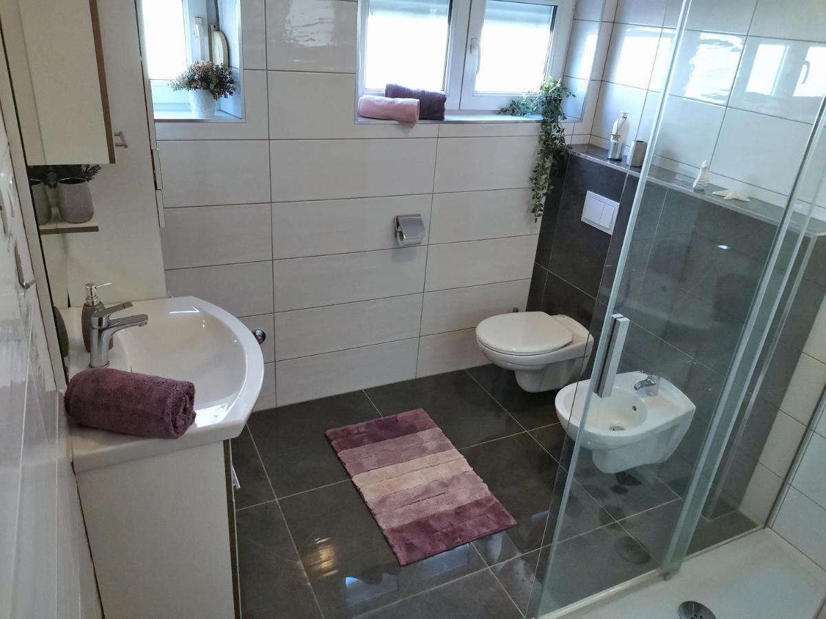 Apartment Marina โปดสตรานา ภายนอก รูปภาพ